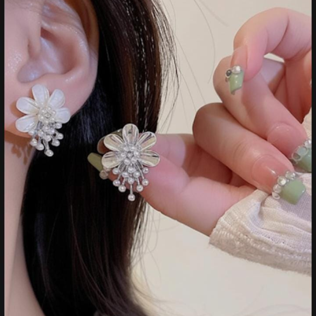 ZJX-162 Flower Pearl Korean Earrings- Golden