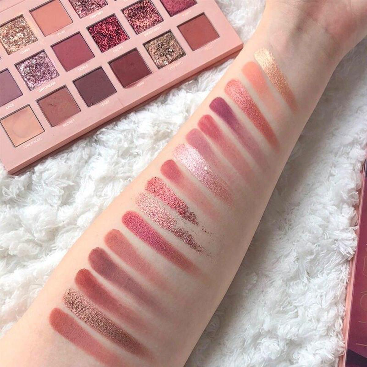 18 Shade- Matte Waterproof NUDE Eyeshadow Palet