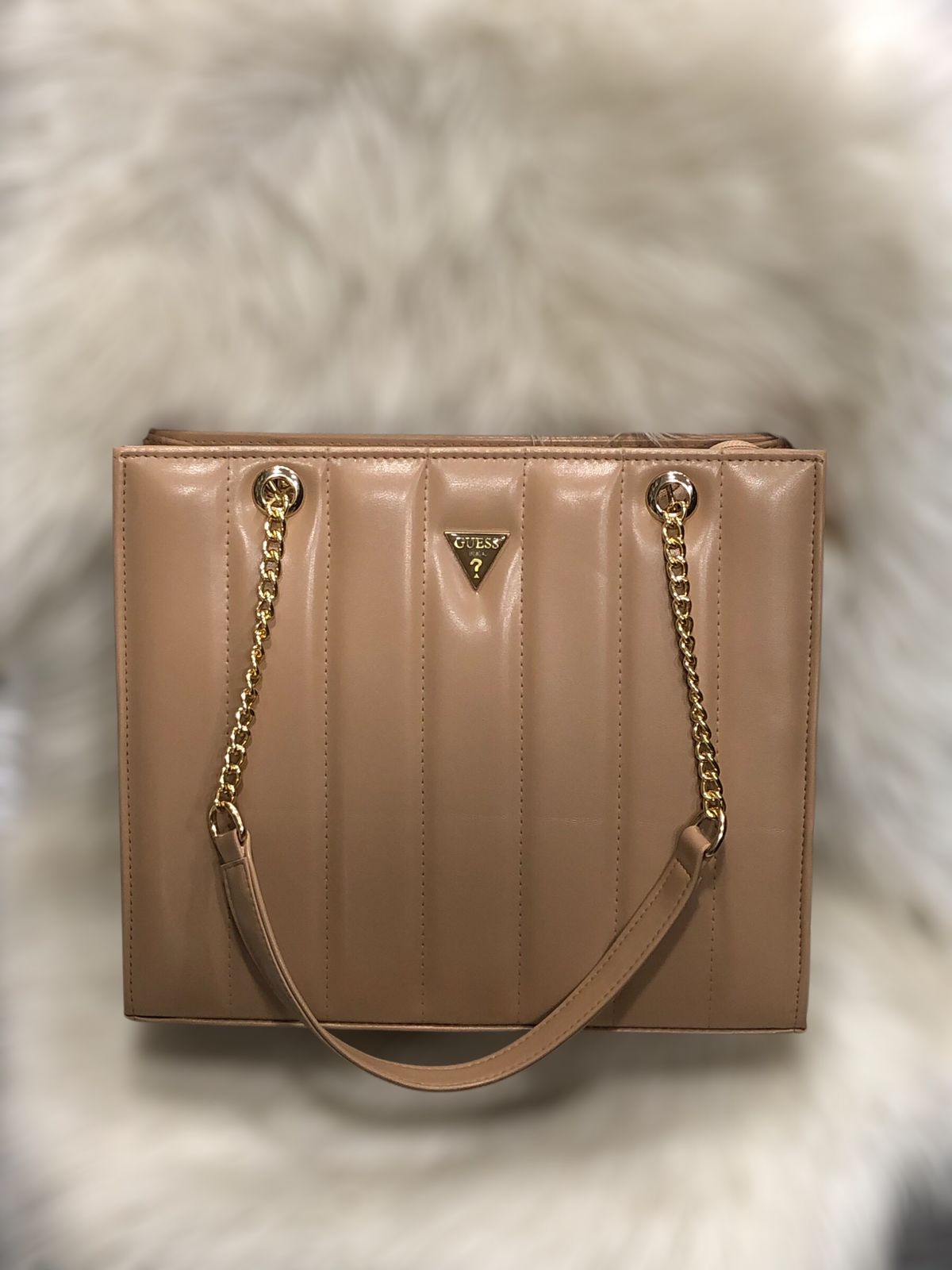 Guess Handbag 13x11 Inches Elegant Chain Strap Designer Bag