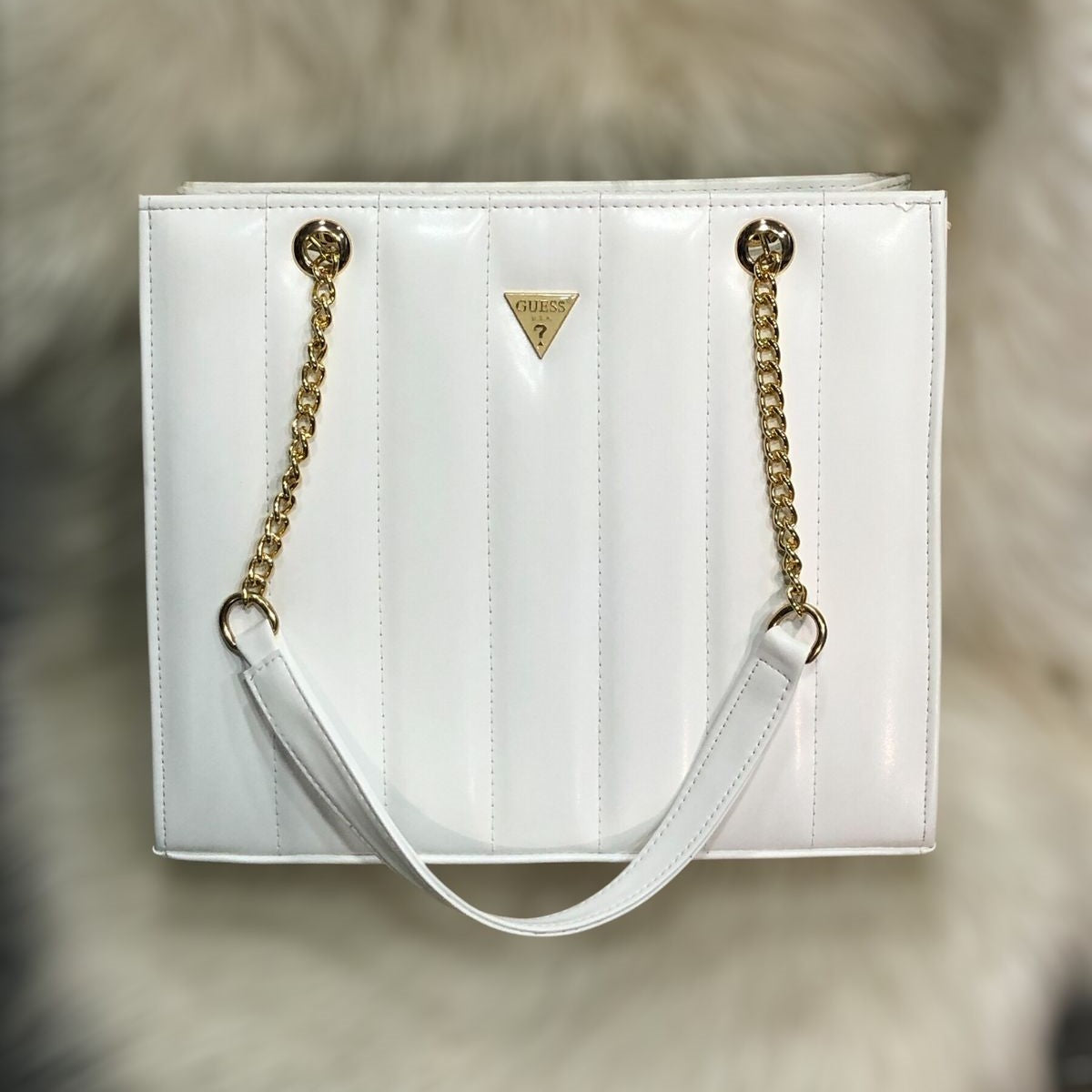 Guess Handbag 13x11 Inches Elegant Chain Strap Designer Bag