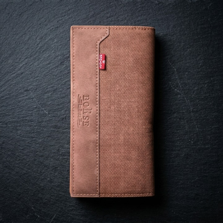 Horse Design Wallet – Stylish Leather Wallet for Men & Women durable material for everyday use